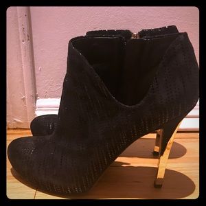 Guess by Marciano black and gold high heels